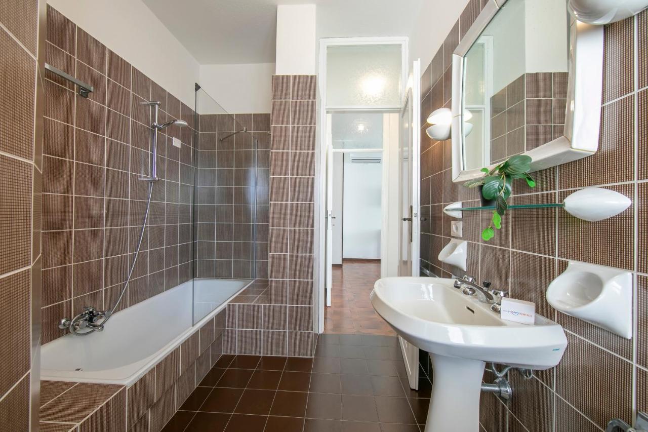 Villa Fiorita Apartments - Happy Rentals Sirmione Exterior foto